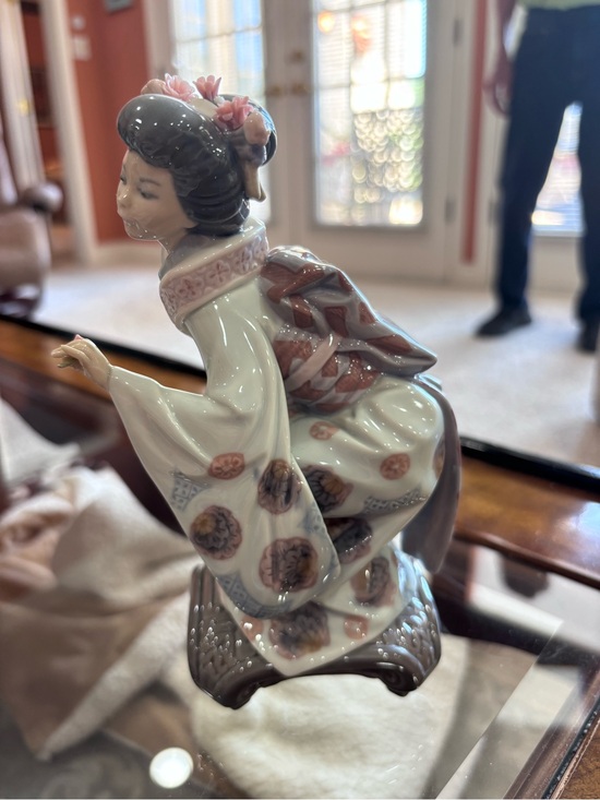 Lladro Other - Lladro Porcelain Geisha Figurine